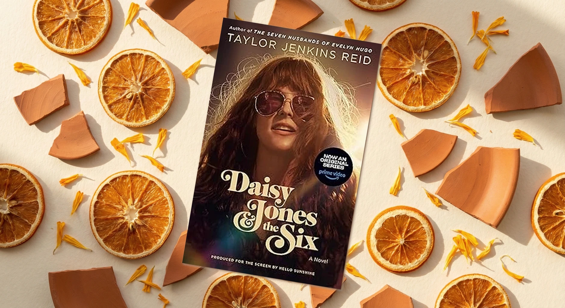 Cover of Daisy Jones & The Six by Taylor Jenkins Reid